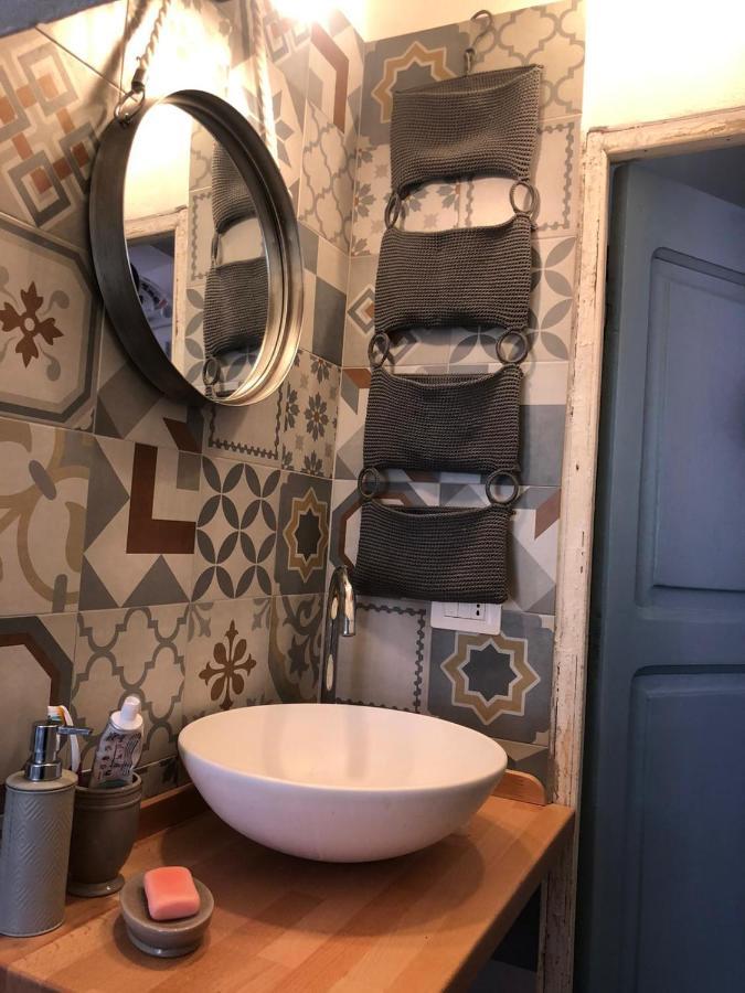 Apartamento La Casa Delle Fiorentine La Spezia Exterior foto